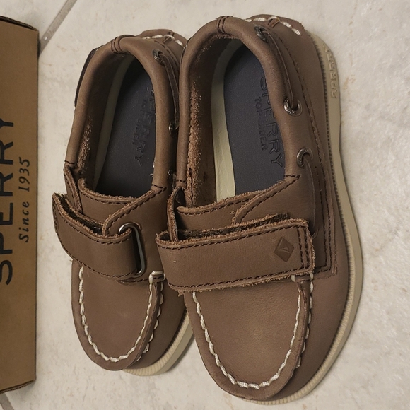 Sperry boys shoes - Picture 2 of 5
